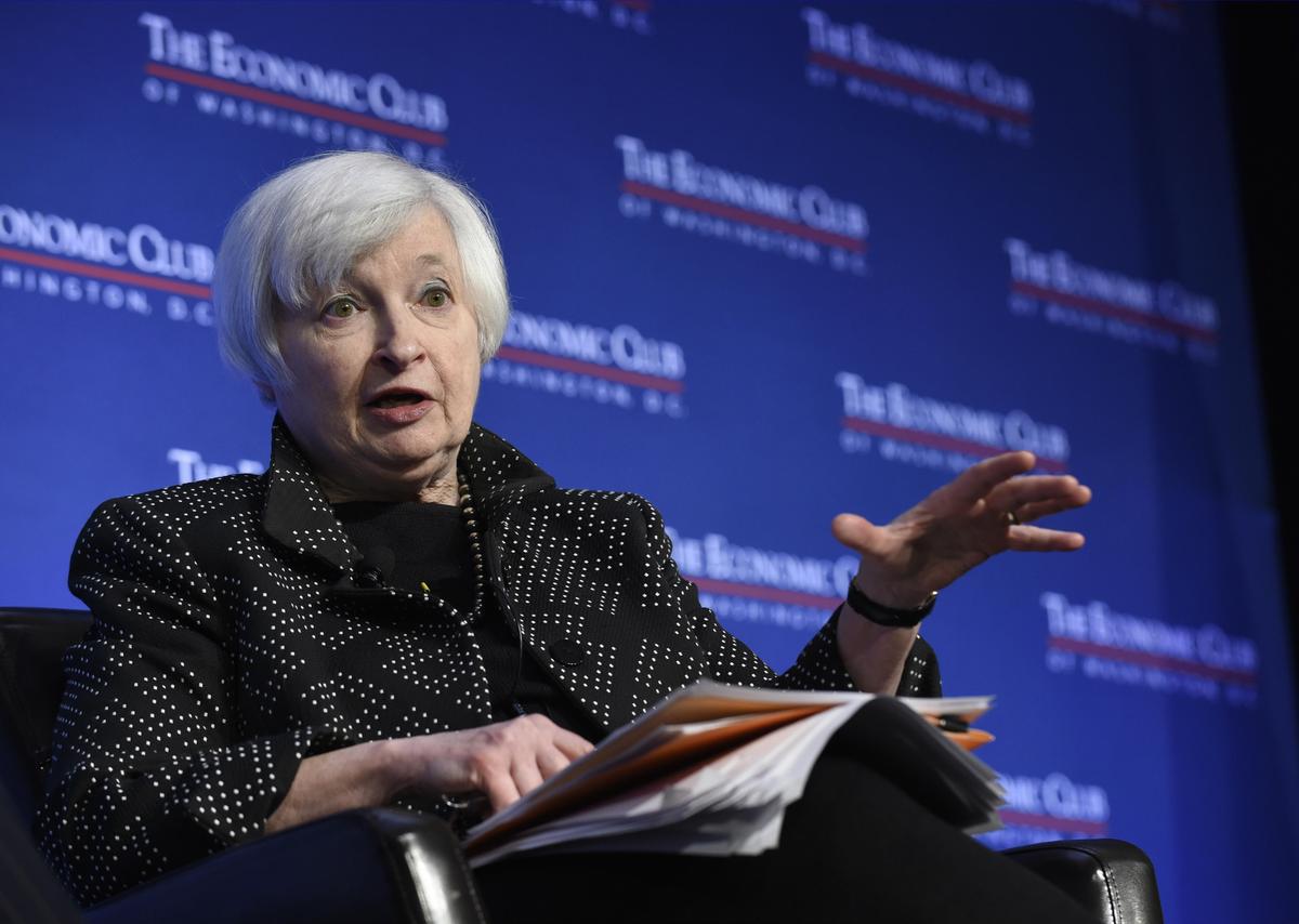 Another Month of Solid US Hiring Clears Way for Fed Hike