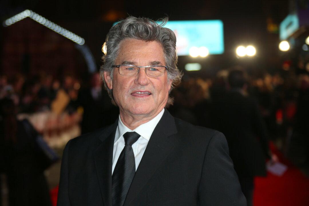 Actor Kurt Russell Argues With Journalist After Being Asked About Gun Control Laws