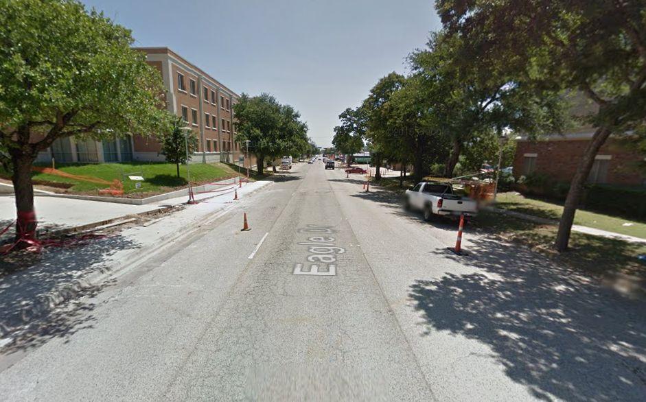 University of North Texas Police Shoot and Kill Student Carrying an Ax