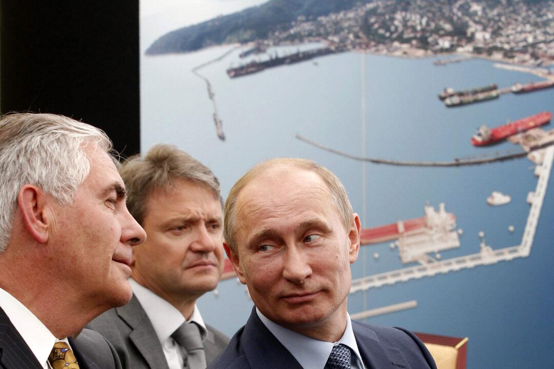 US Must Take on Russia’s Oil Stronghold