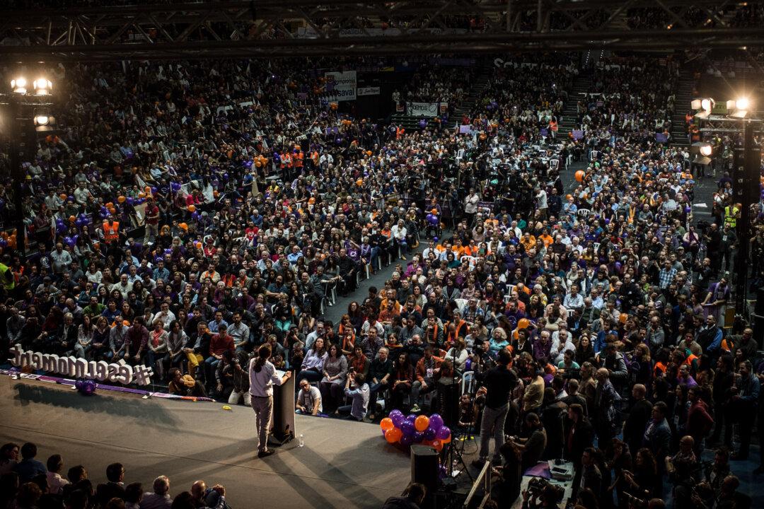 A Look at Sunday’s Close General Election Race in Spain