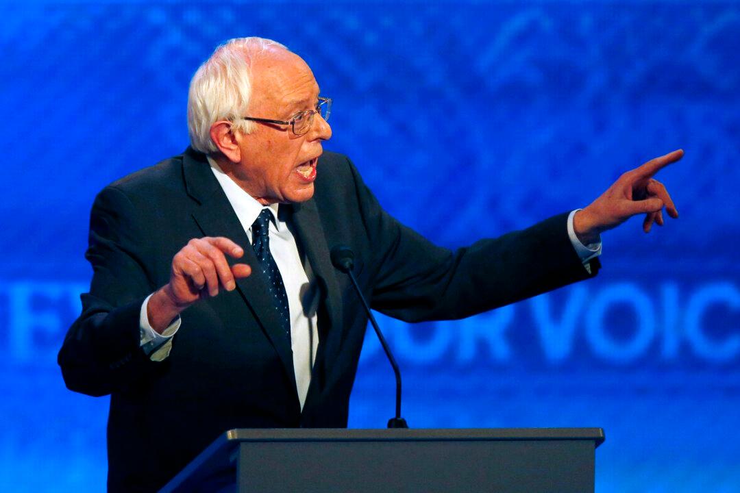 Sanders Struggles to Gain Edge in Presidential Bid