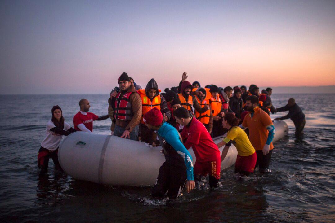 Turkey Says 19 Migrants Drown After Boat Capsizes