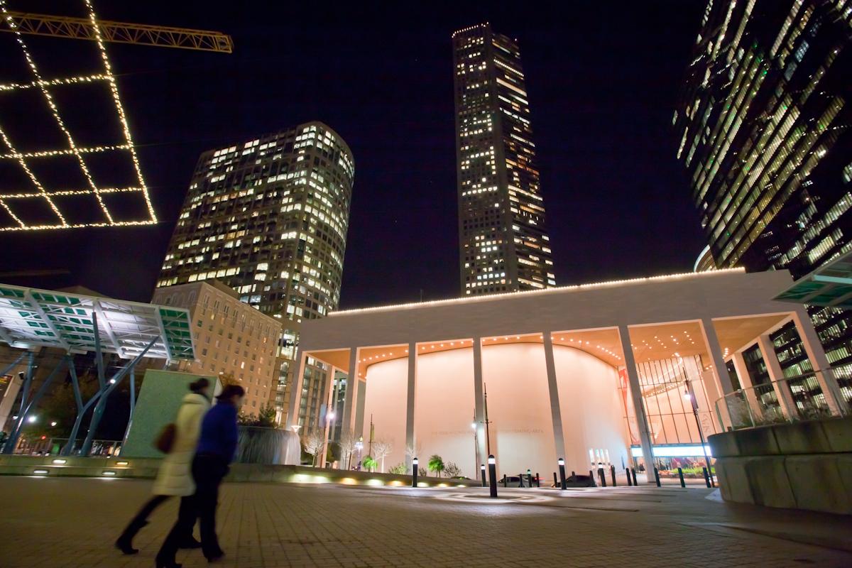 Shen Yun Creates Nostalgic World for Houston Audience