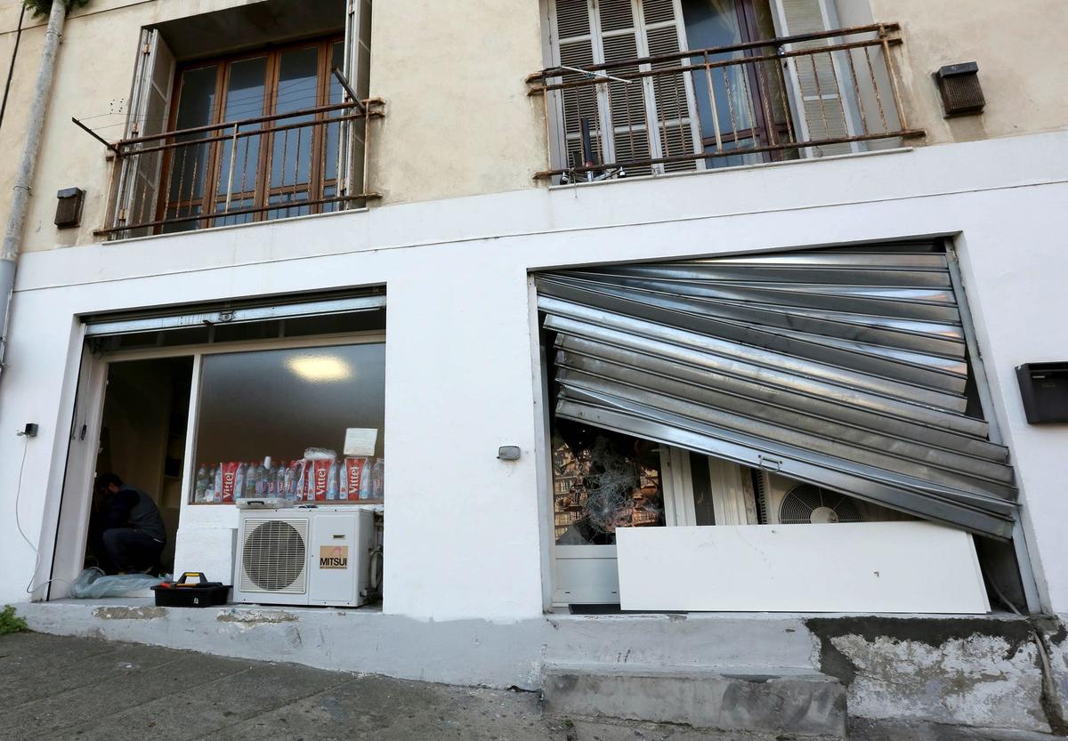Corsica Muslim Prayer Hall Vandalized, Demonstrators Burn Qurans