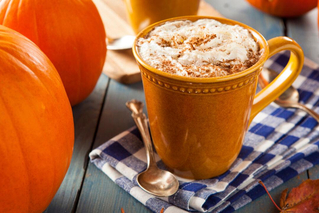 Pumpkin Spice Latte for Cold Weather