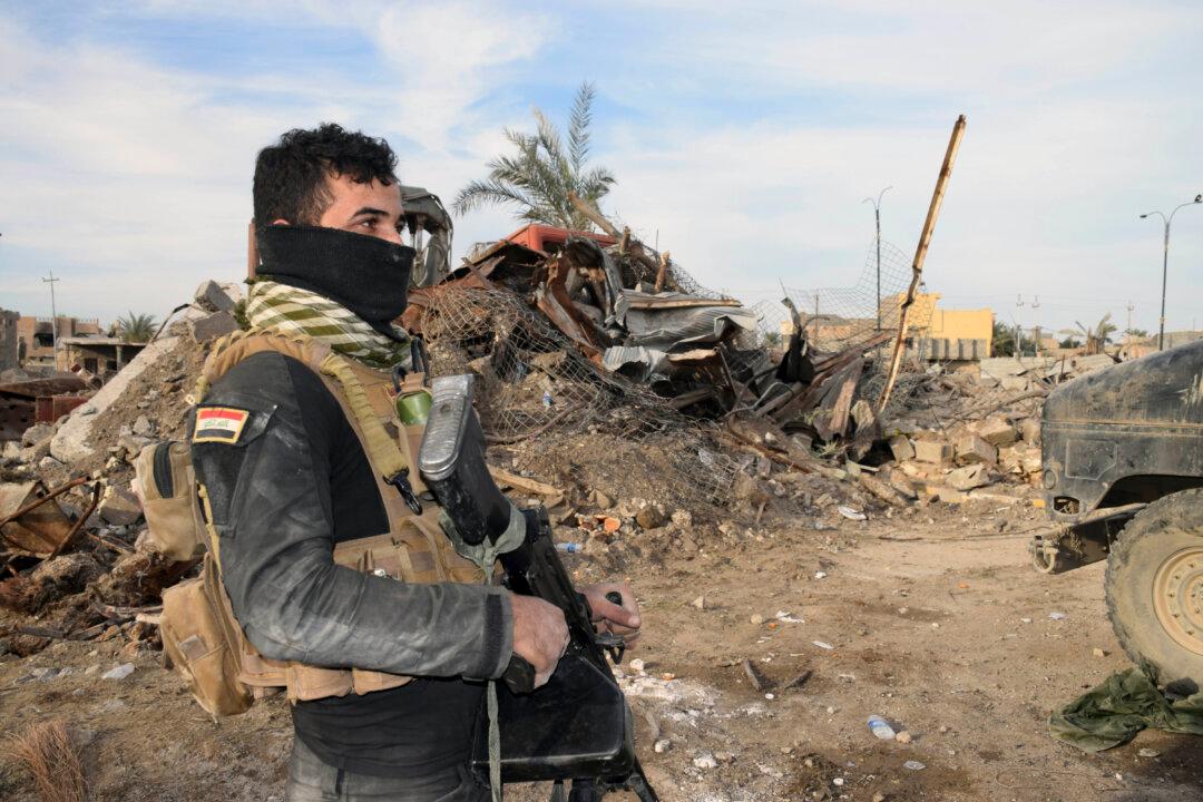 Iraqi Troops Advance in Ramadi, Pockets of ISIS Remain