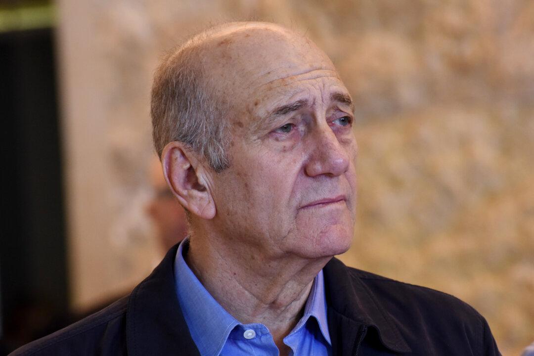 Israel’s Olmert to Become First Leader to Go to Prison