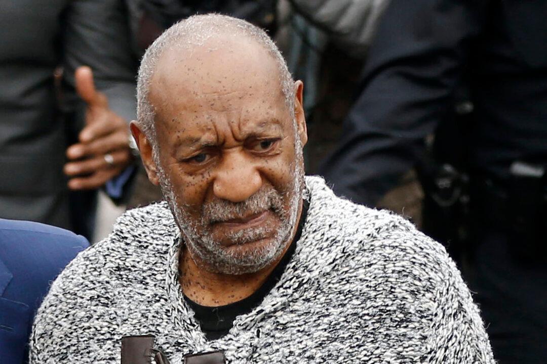 Cosby Spends Millions as Lawsuits, Criminal Case Rage On