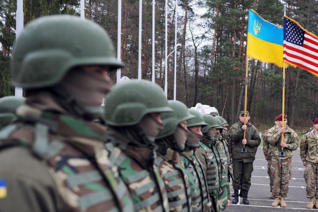 In Ukraine, Lenin Gets the Boot From Uncle Sam