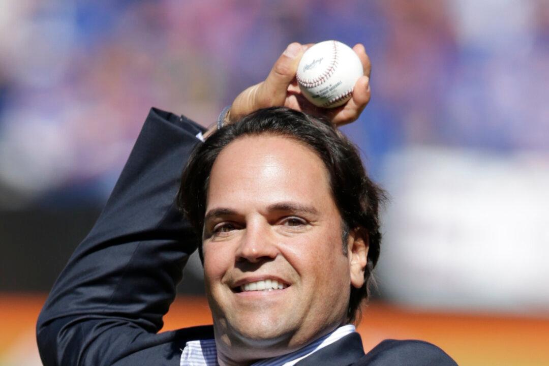 Mike Piazza 9/11 Jersey Up For Auction