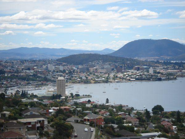 Tasmanians are the most adventurous eaters in Australia. Hobart Central Business District, with Wrest Point Casino looming over the harbour and Mt. Wellington in the background. (Aaroncrick/Wikimedia Commons)