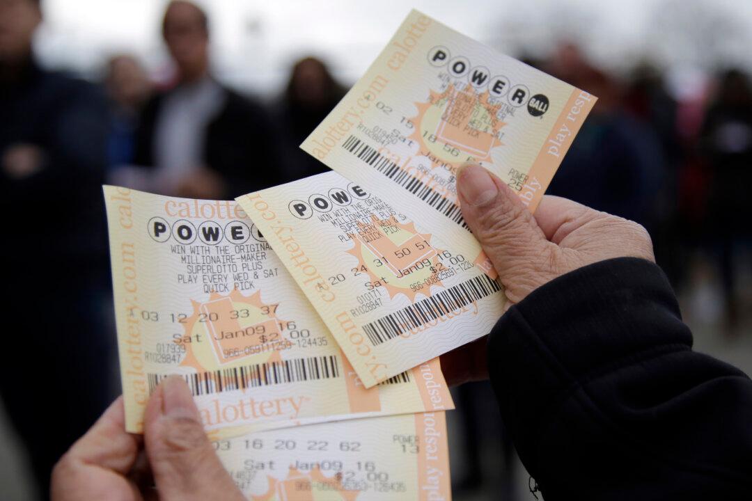 Powerball Prize Invites Myths, Misconceptions About Lottery