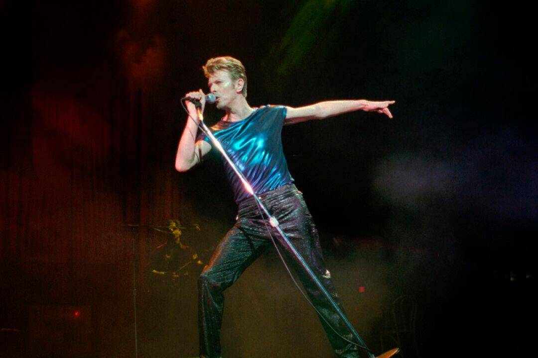 ‘Supergroup’ Being Planned for David Bowie Tribute at Upcoming 2016 Brit Awards