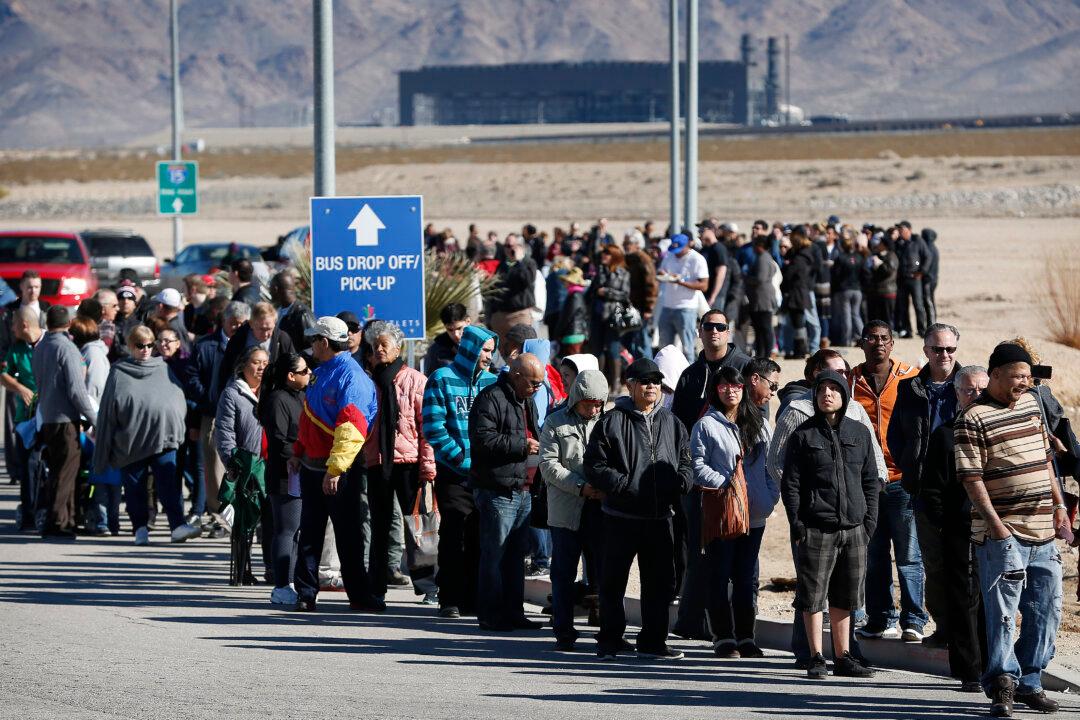 Lottery Players Go to Great Lengths for Powerball Tickets