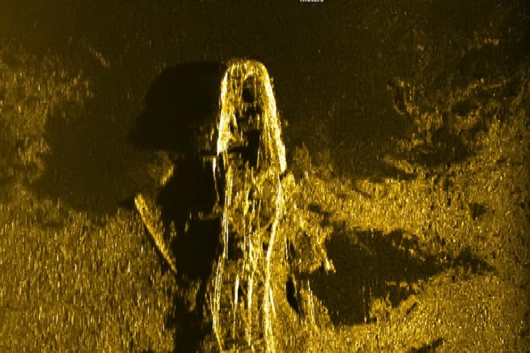 Ocean Search for Malaysian Airliner Finds 2nd Shipwreck