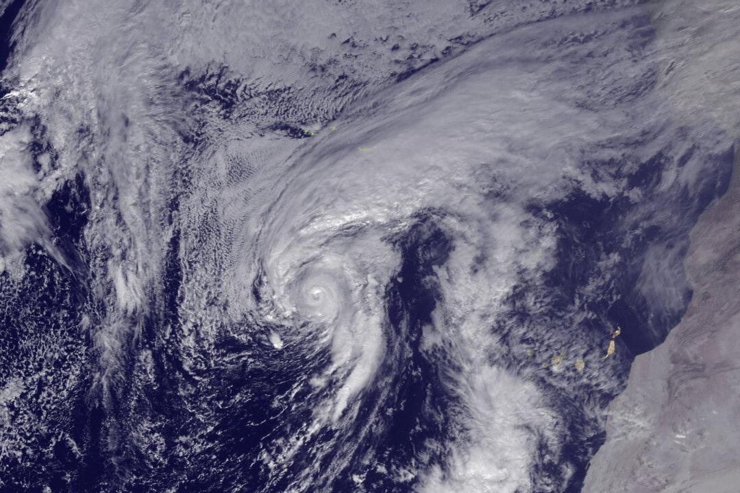 1st January Hurricane Since 1955 Forms in Atlantic, Threatens Azores