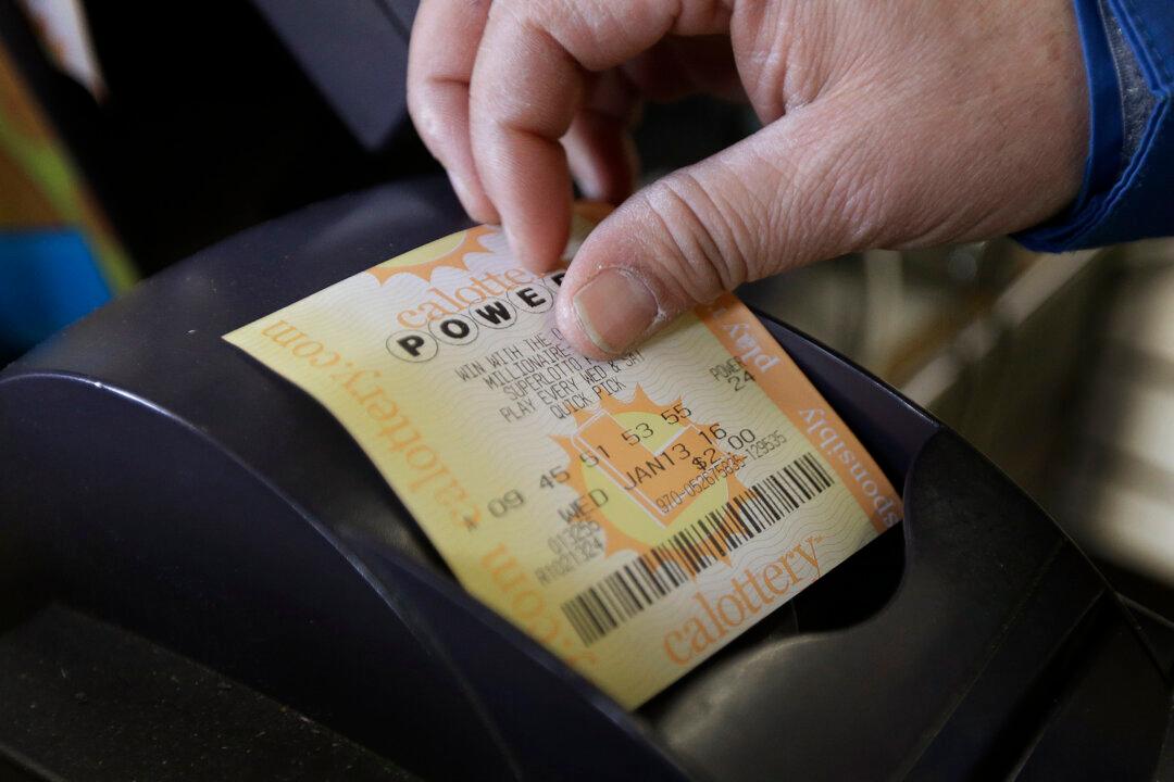 Powerball Prank Left California Woman Thinking She Had a Winning Ticket