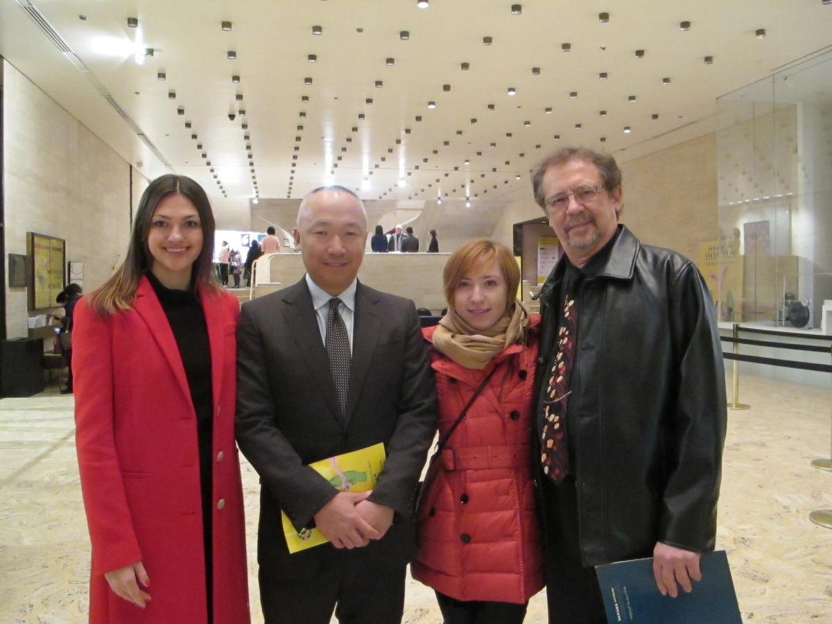 Photographer Sees Salvation in Shen Yun