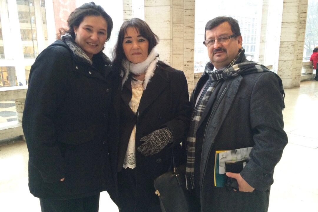 Couple Vows to See Shen Yun Every Year