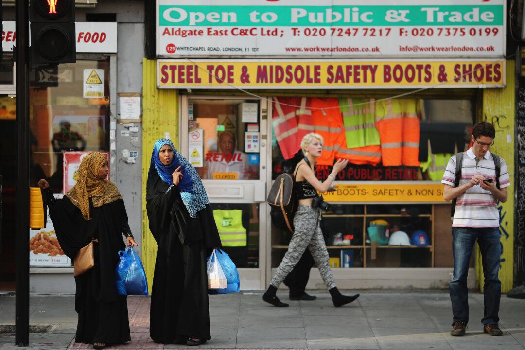 Britain to Offer Language Classes to Female Muslim Migrants