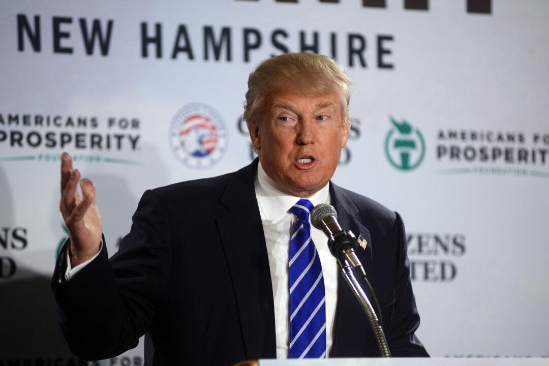 Trump: I'll Bring Apple’s Manufacturing Jobs Back to America