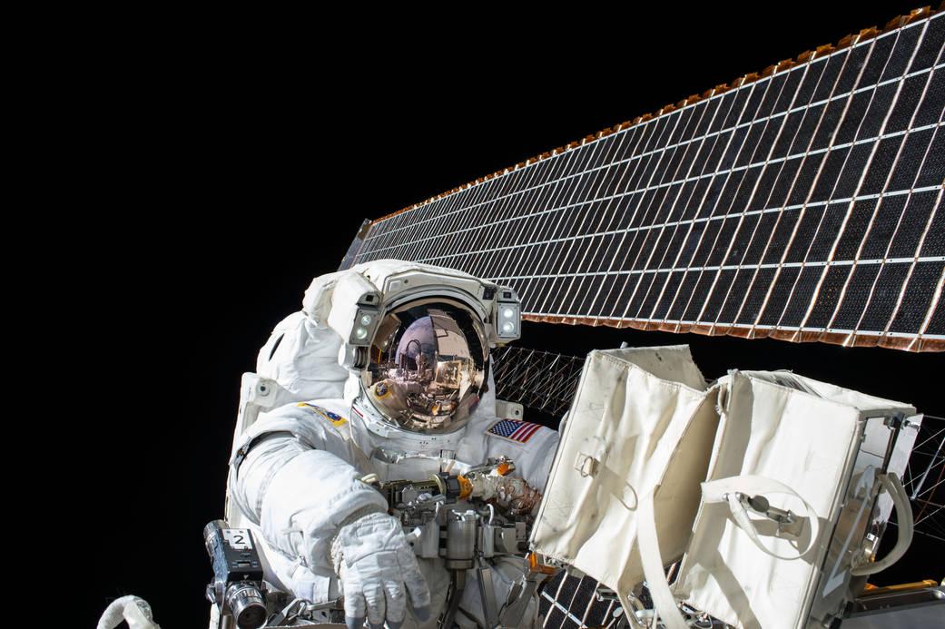 5 Things That Happen to Your Body in Space