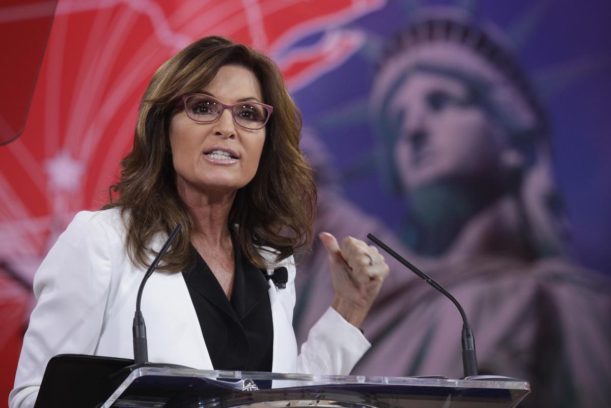 Trump Receives Key Endorsement From Sarah Palin