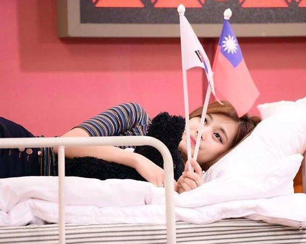 CHINA TRANSLATED: Entertaining Politics; Politicized Entertainment