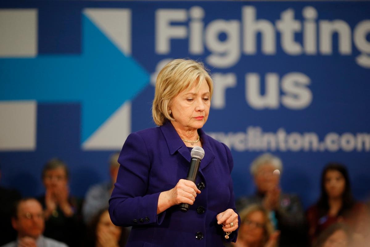 Hillary Clinton Angers Iowa Supporters Who Waited Hours for a Five-Minute Speech