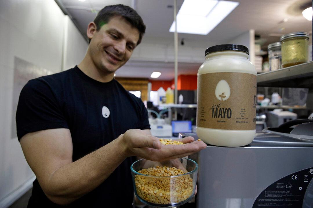 Mushy Peas? Not Anymore. Peas Are a Superfood!