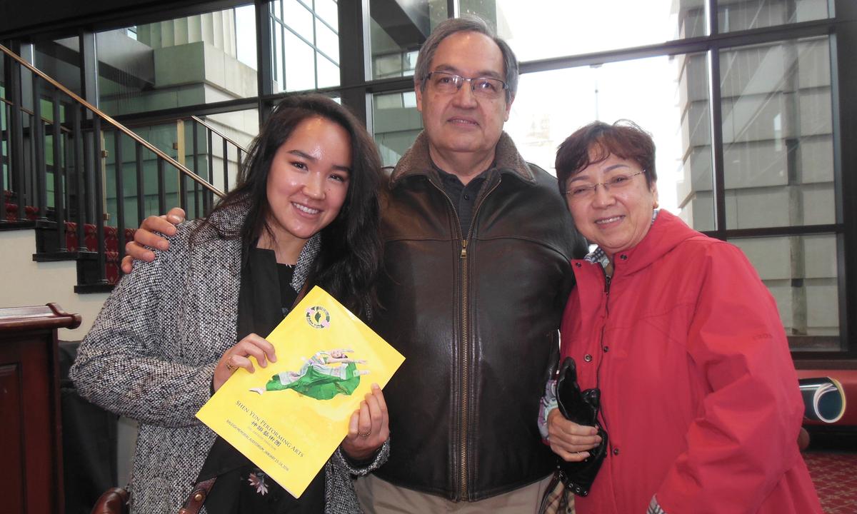 Senior Banker on Shen Yun: ‘You feel like you want to get up and make a better world’