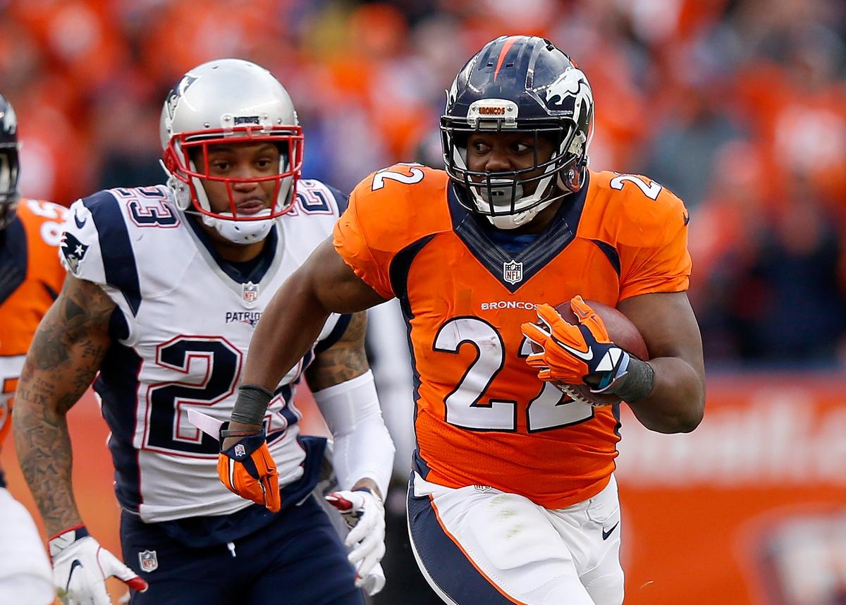 C.J. Anderson Shares Motivational Words Tom Brady Had For Him After Denver’s Win