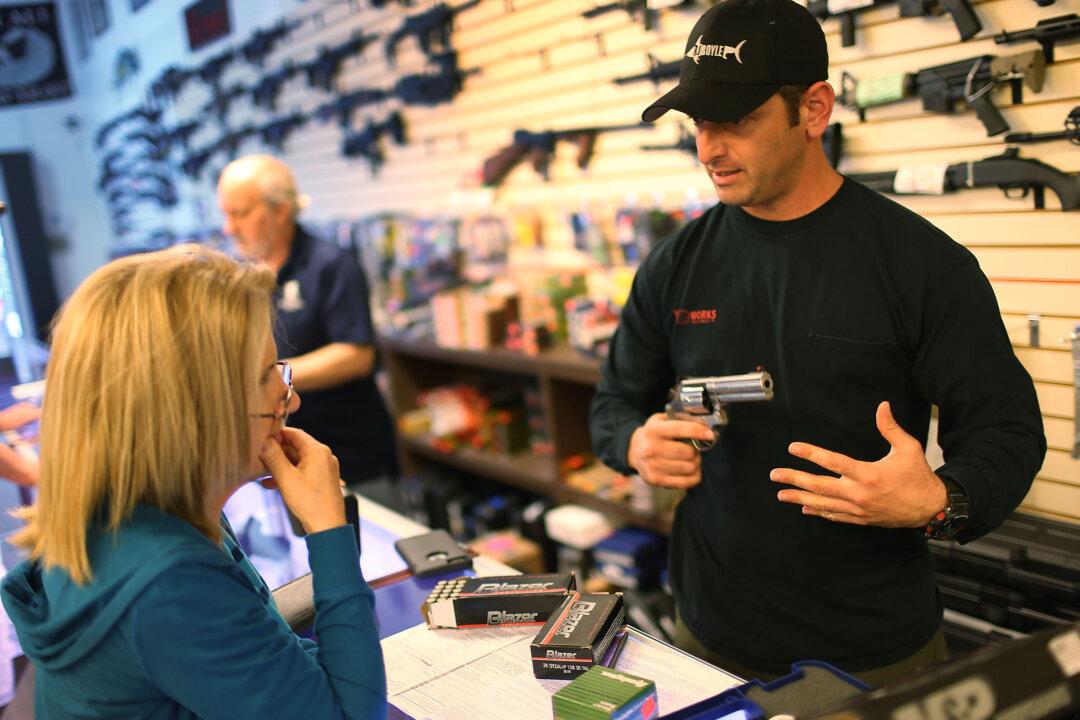 New Chart Shows People Fleeing California, Other Gun-Control States