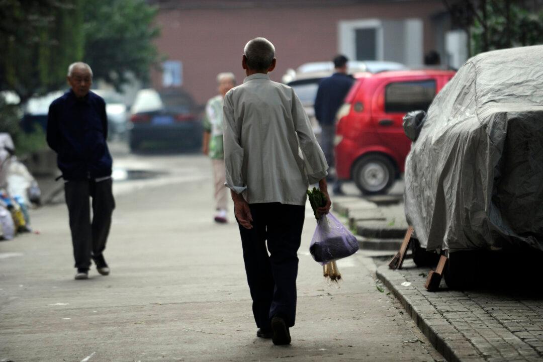 Why the Common Sense Act of Helping the Elderly Is Not a Thing in China (+Video)
