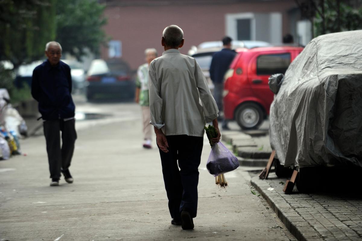 Why the Common Sense Act of Helping the Elderly Is Not a Thing in China (+Video)