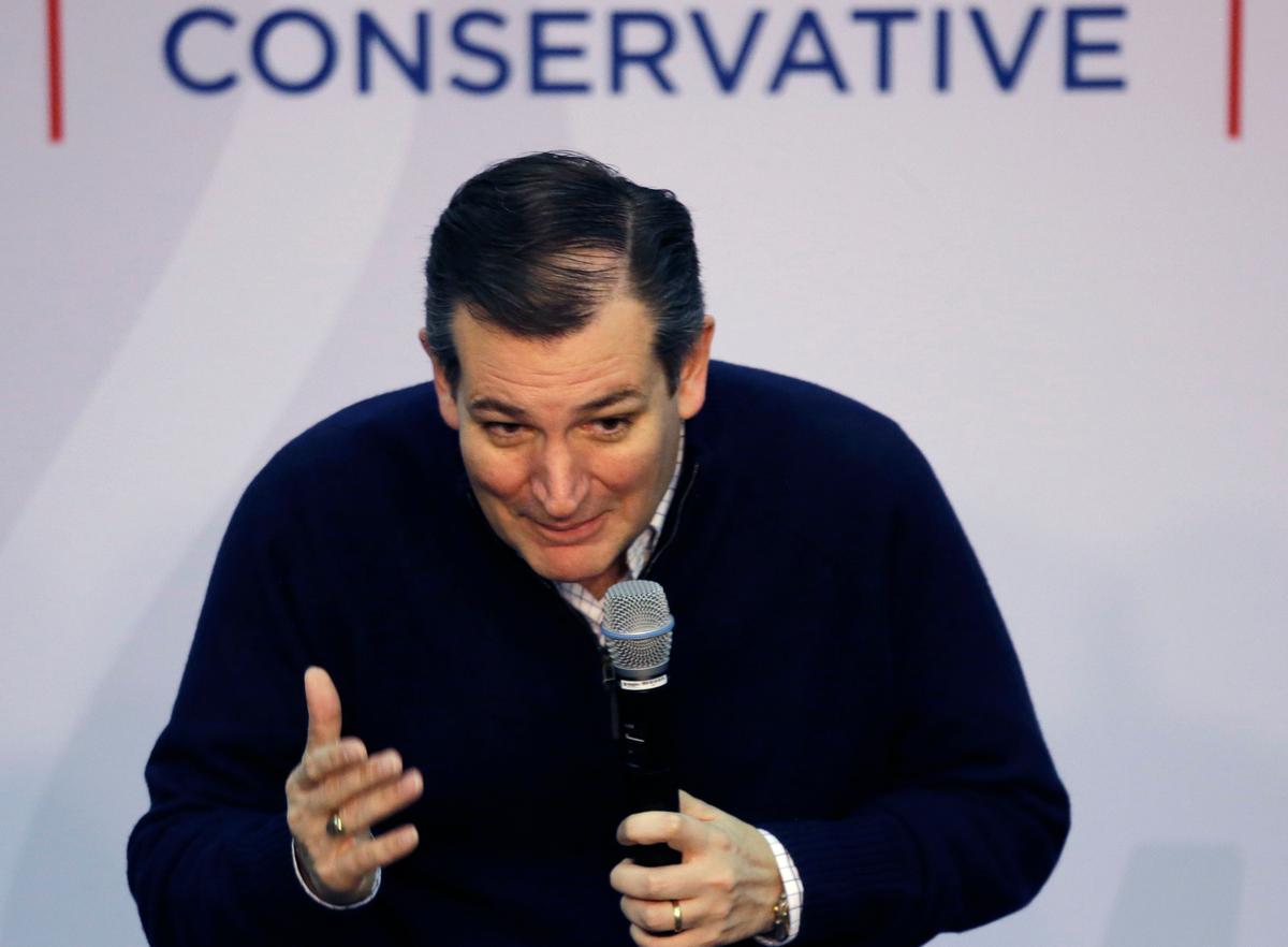 Donald Trump Claims Ted Cruz Committed Fraud, Calls for New Iowa Election