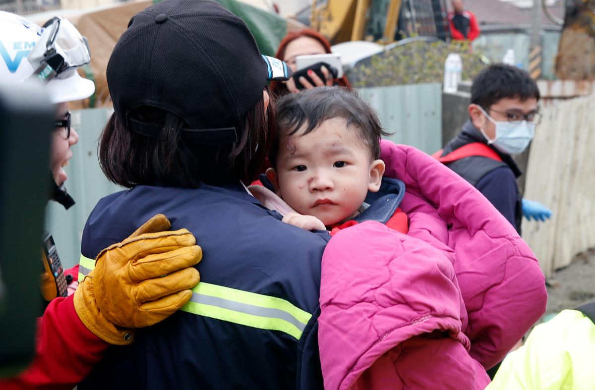 Over 150 Missing, 14 Dead as Strong Earthquake Rattles Taiwan