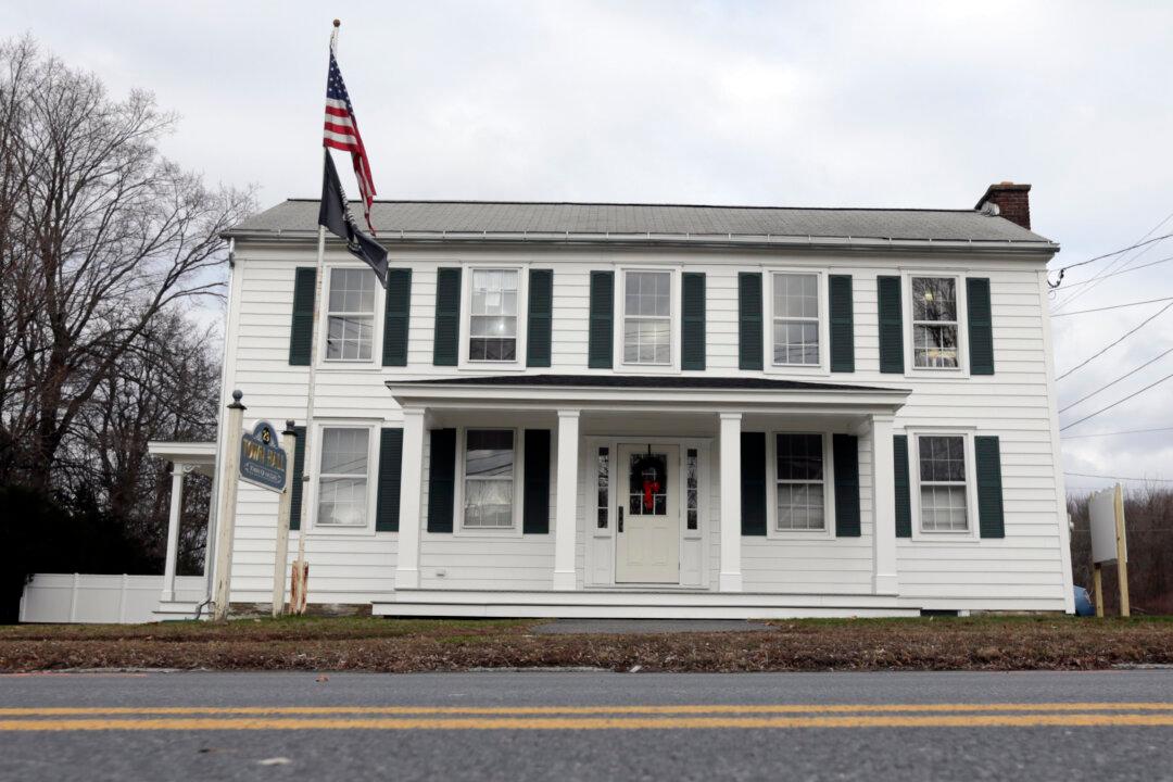 Driven by Power Outages and Savings, Towns Look to Microgrid