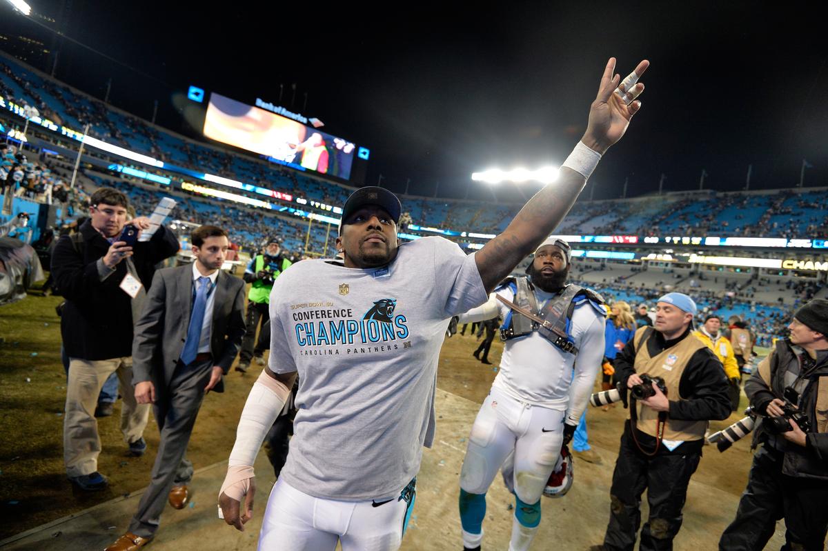 Carolina’s Thomas Davis Shares Picture of Surgically Repaired Right Forearm Following Super Bowl Loss