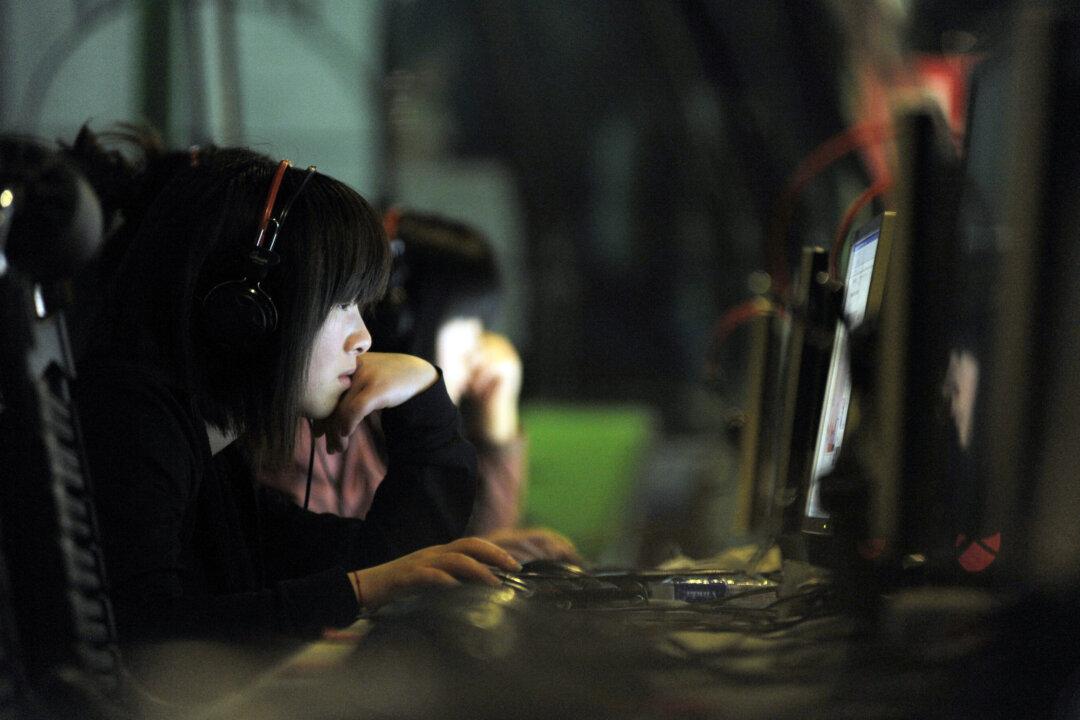Chinese Internet Users in Need of ‘Education’ for Lack of Judgment, Says Official