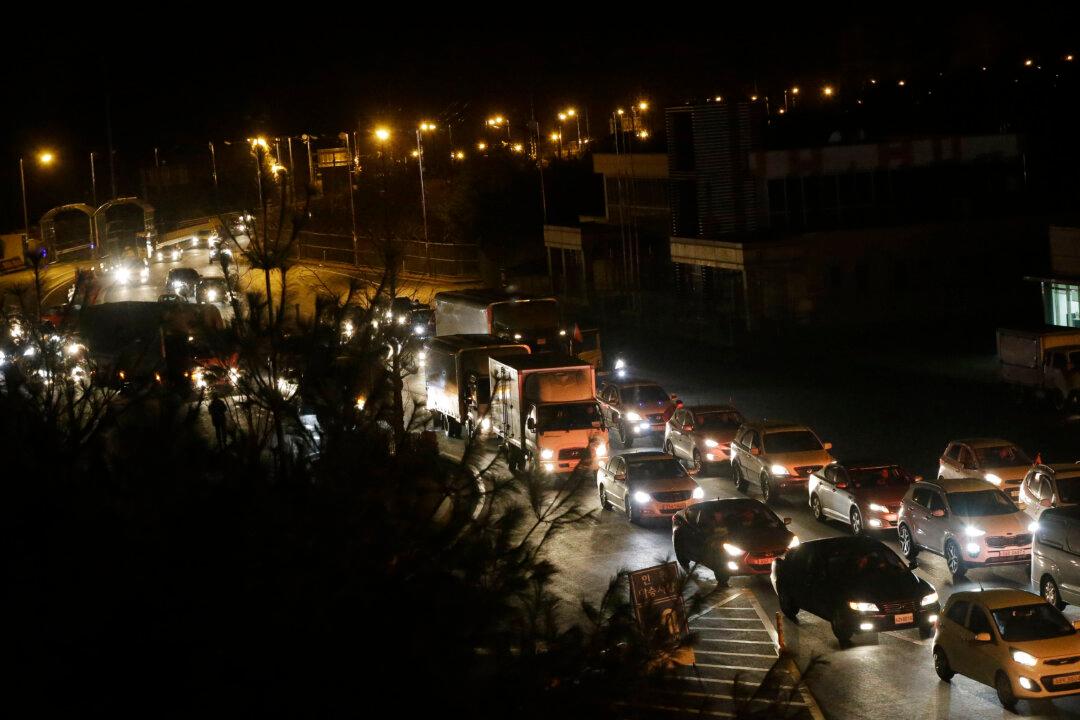 North Korea Orders Military Takeover of Inter-Korean Factories