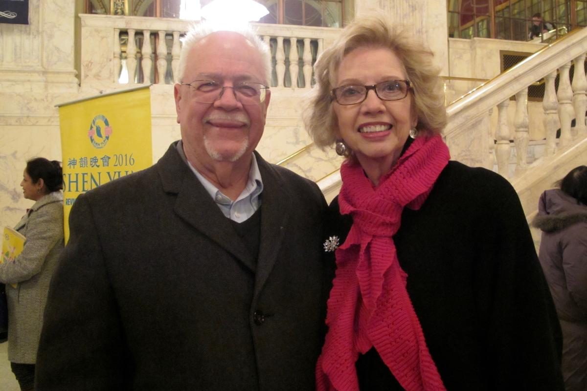 Shen Yun, Weaving Ancient and Modern Together