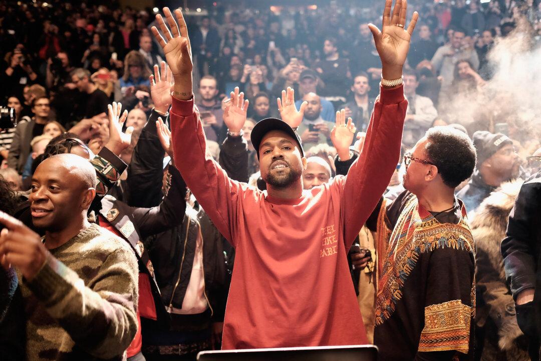 Kanye West Begs Mark Zuckerberg for Money on Twitter