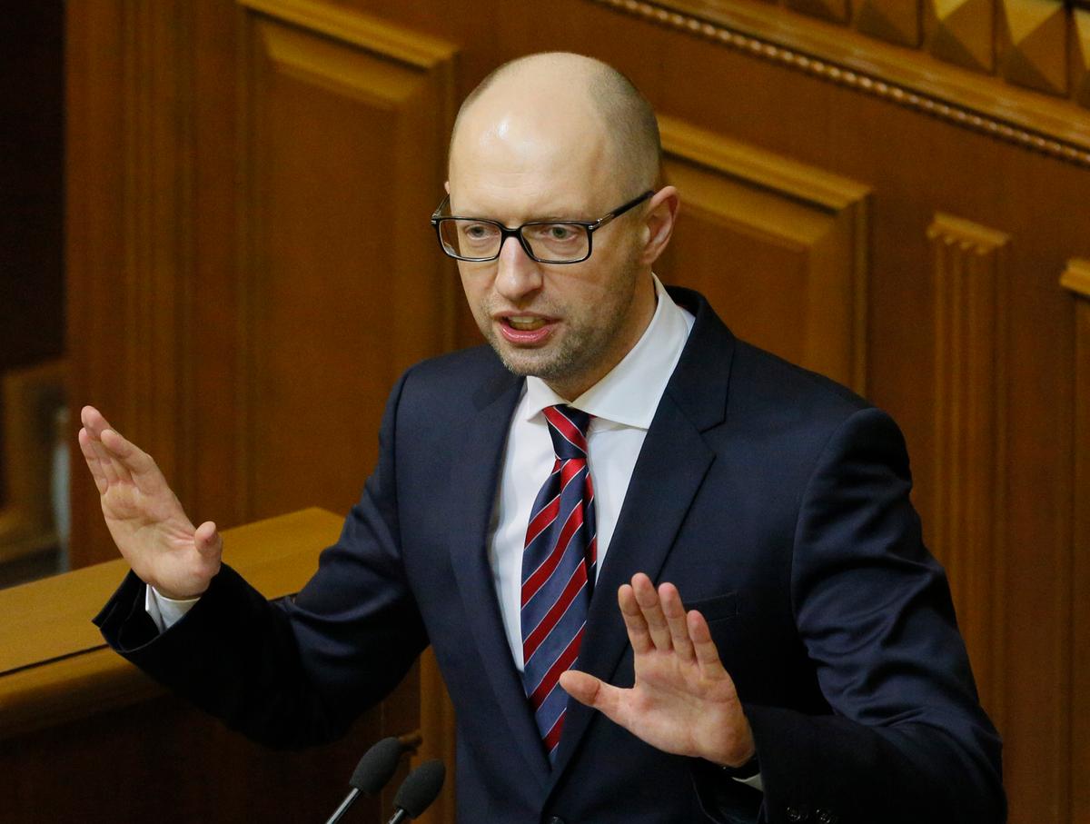 Ukraine’s Government Survives No-confidence Vote