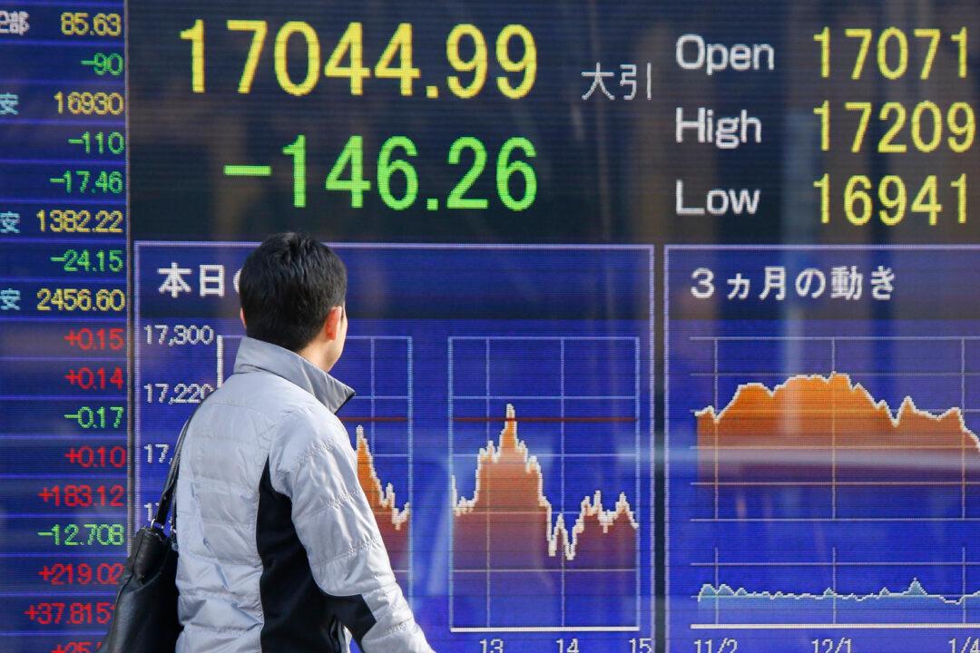 Japan Slips Back to Deficit as Exports Tumble 13%