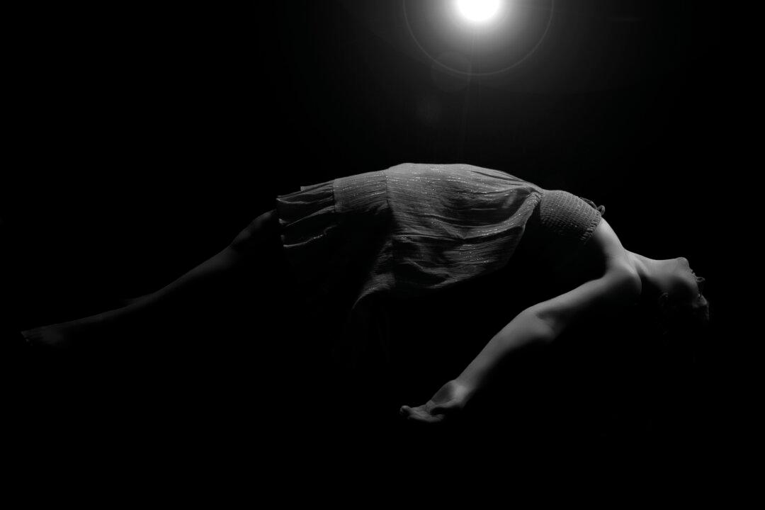 Skeptics May Deny Existence of Paranormal Experiences, but Psychological Effects Are Real