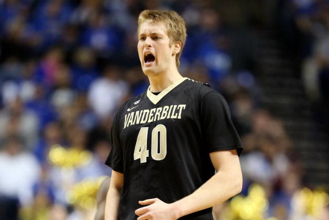 Watch: Vanderbilt’s Josh Henderson Makes 80-Foot Buzzer-Beater Against Florida Gators