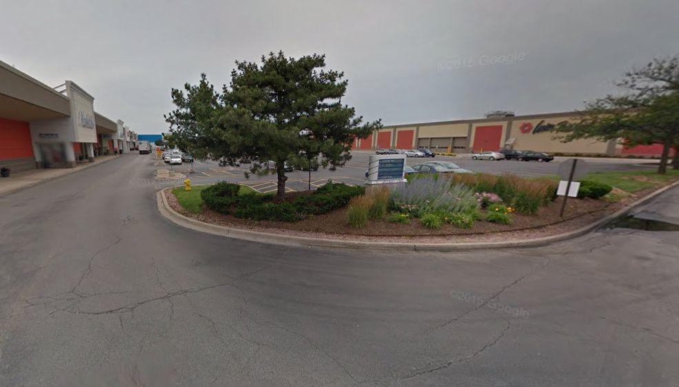 Chicago: Shots Fired During Robbery at Ford City Mall Jewelry Store