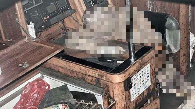 Two Fishermen in Philippines Find Mummified Body of German Man in Yacht